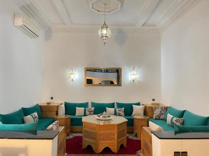 Riads Dar Zao - Logements Entiers Марракеш Экстерьер фото